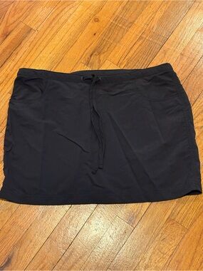 L.L. Bean Women’s Athletic Black Drawstring Casual Skirt L